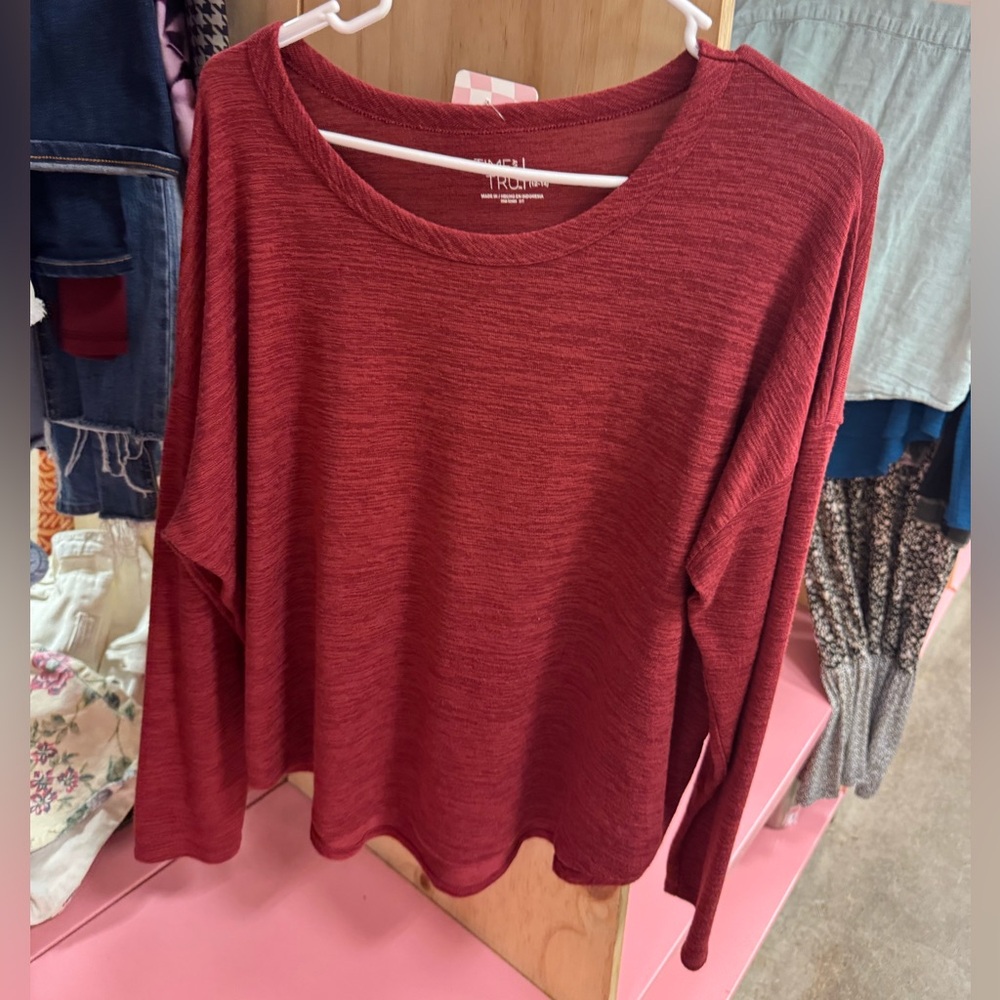 Time and Tru Red Long Sleeve Top